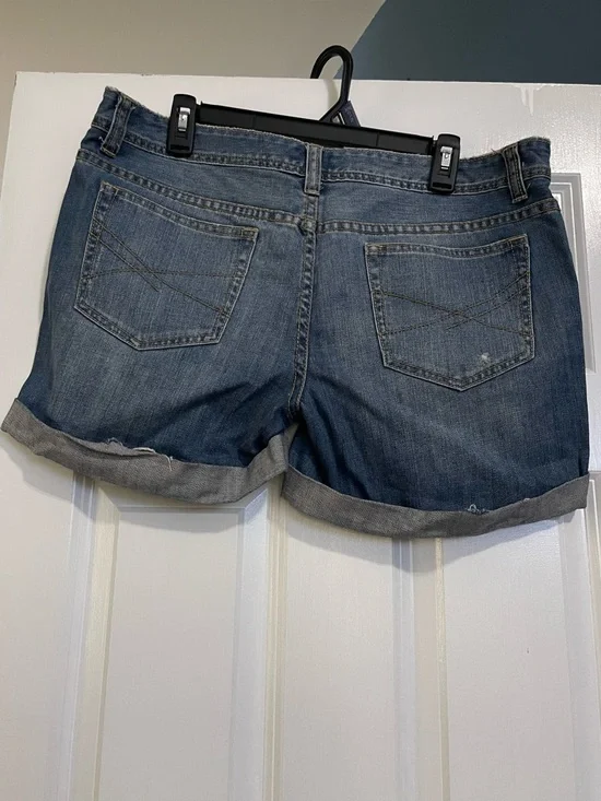 Aeropostale Blue Rolled Cuff Distressed Denim Shorts - Picture 2 of 4